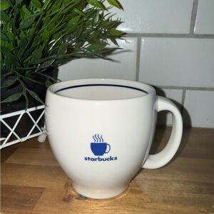 Vintage 2003 STARBUCKS Abbey II Blue/White 15 fl. oz. Collectible Coffee Muug